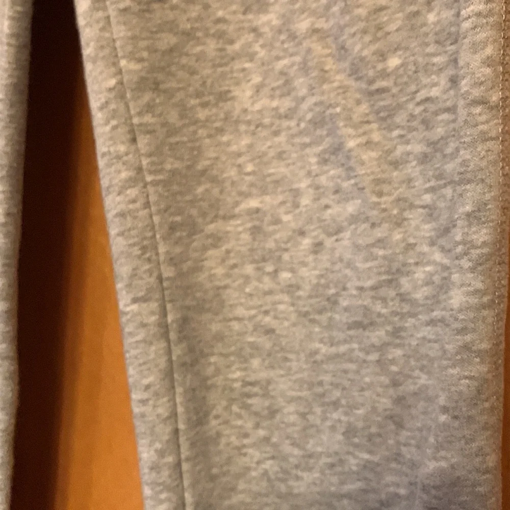 Carter’s Kids boy’s 8 heather gray DRAWSTRING MVP jogger fleecy soft inside EUC